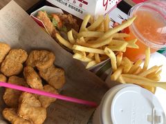 -肯德基(西影路店)