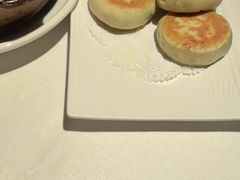 -八府香鸭·啫啫煲(华山路店)