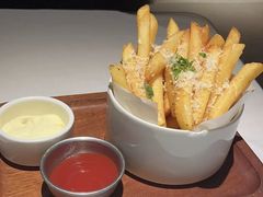 -阿妮叶李(光谷世界城店)