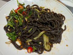 -小鱼小牛(世欧广场店)