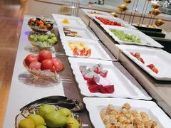-腾阁自助餐厅(朝林广场店)