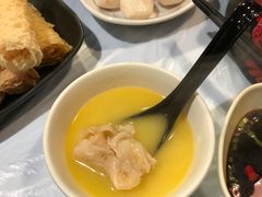 -鲜入围煮花胶鸡海鲜火锅