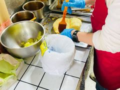自助调料区-小红车炸蛋葱油饼