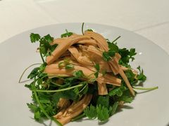 芹菜苗拌腐竹-旺顺阁鱼头泡饼(小红门店)