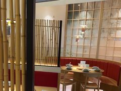 -蜜桃餐厅·伴山(绿宝广场店)