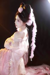-一揽芳华汉服旗袍体验馆(拙政园店)