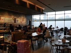 大堂-星巴克(成都东站店)