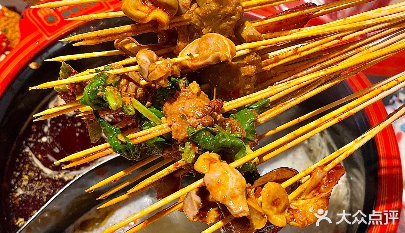 商丘这家一直上新的串串店，谁会不爱？！