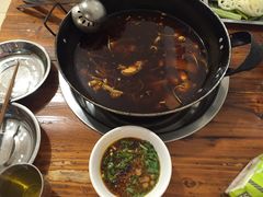 -仔耳朵冷锅鱼蛙芋儿鸡(莲花东路店)