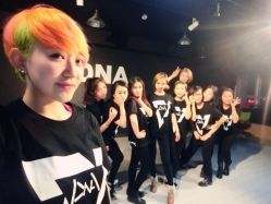 DNA 设计出品潮服-DNA舞室