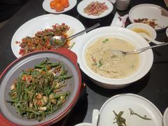 -鸽子侯·家宴·平价海鲜(市图书馆店)