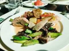 芦荟炒肉-澳门旅游塔360°旋转餐厅(南湾湖广场店)