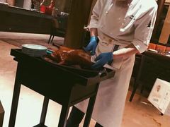 老式果木烤鸭-西安凯悦酒店·湖畔中餐厅