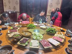 -周老三跷脚牛肉·全牛火锅(非遗传承店)