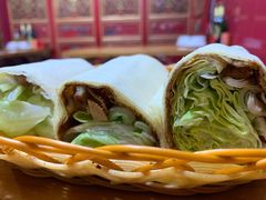 煎饼卷大葱-老济南民间小吃·传统鲁菜(芙蓉街店)