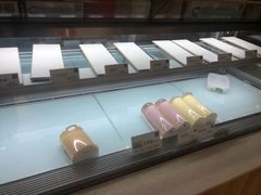 -顶东面包花园·生日蛋糕(世博店)