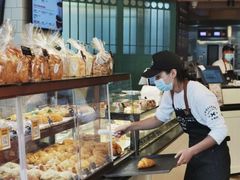 面包甜点陈列柜-牛角村(大族广场店)