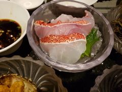 -半岛翡丽海鲜自助餐厅(观风亭店)