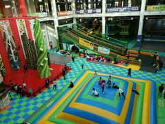 -蒙特利亲子乐园