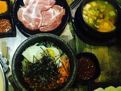 -哈哈碳都·牛肋条无限自助烤肉(台江万达店)