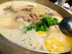 -肥仔文澳门猪骨煲(南京西路店)