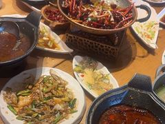 -隔壁老王·家常云南菜(花巷店)