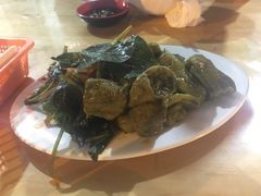 -雷祖芳老妈蹄花店