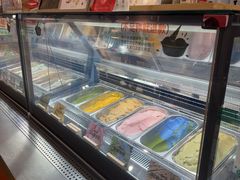 -极拉图·现制冰淇淋(大卫城店)