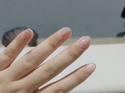 -晨·艺美甲美睫