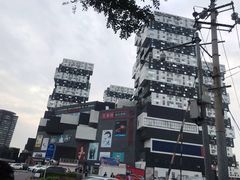 -资和信百货商场