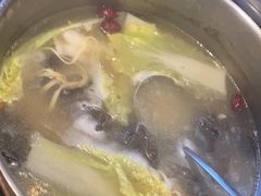 -一席地·本地鸡窝·杭帮鸡火锅(萧山银隆百货店)