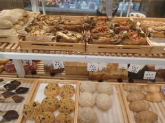 -焙丽拾光(麦凯乐直营店)