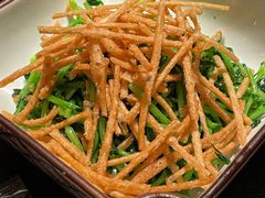 热拌馓子豆苗-锦荟JINHUI·浙江小馆(上海荟聚店)