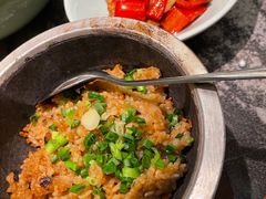 当红小炒肉石锅饭-新白鹿餐厅(松江开元地中海店)
