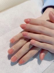 -Lilly.chow美甲美睫