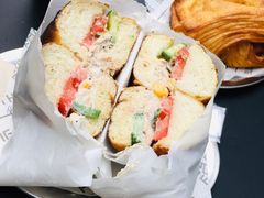 金枪鱼碱水贝果-Something For(中洲湾店)