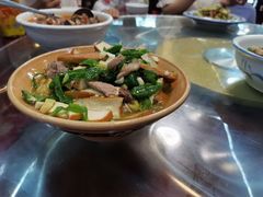 -斗鱼岛酒店(新化白溪店)