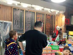 -何太太馄饨面铺(大浒东苑店)
