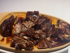 -八府香鸭·啫啫煲(华山路店)