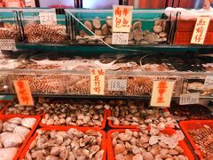 -鲜入围煮花胶鸡海鲜火锅