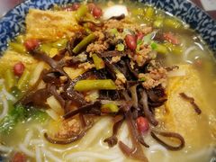 -螺世纪螺蛳粉·桂味小排档(裕德店)