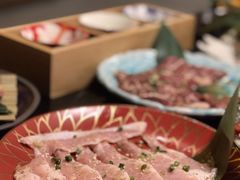 -山川小町·极番烧肉(新地假日广场店)