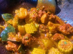 -鱼窝棚柴火铁锅炖(富山屯店)