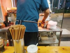-两勺子一碗口水鸡拌面