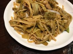-蜈支洲岛珊瑚酒店临海阁中餐厅