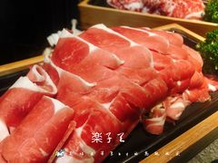 安格斯精选肥牛-湊湊火锅·茶憩(新中关购物中心店)
