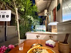 -粉八·云南米线·建水烧烤(常熟路店)