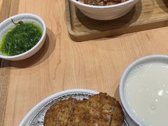 -熊吞·大碗丼烧肉饭(西市场嘉华店)
