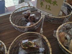 -雀食面包店(钟楼店)