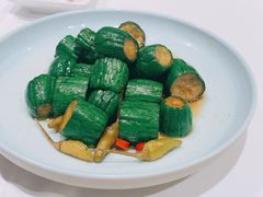 果仁拍黄瓜-百饺园(平山道店)